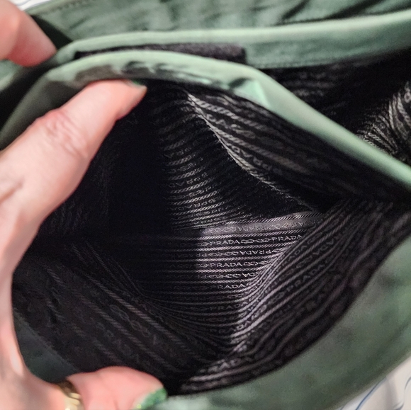 Prada Tessuto Nylon shoulder Bag EUC - Picture 7 of 10